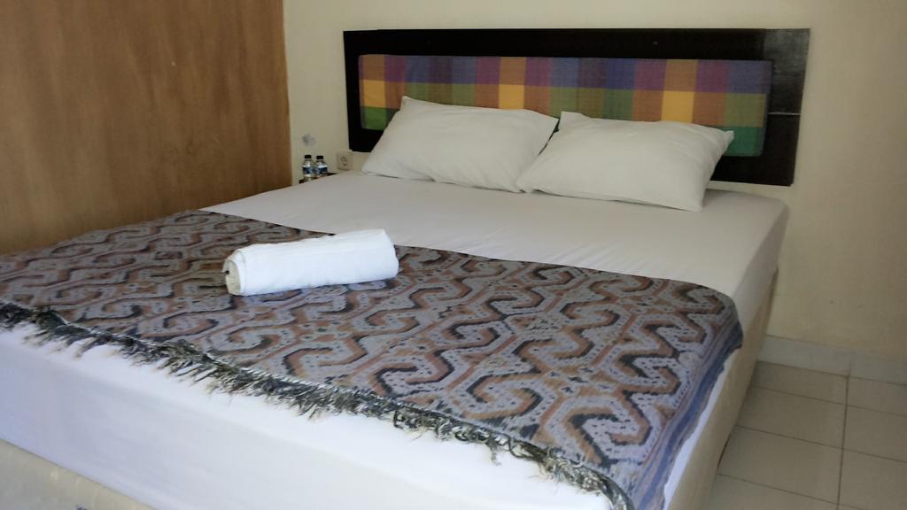 Mustika Inn Кута Экстерьер фото
