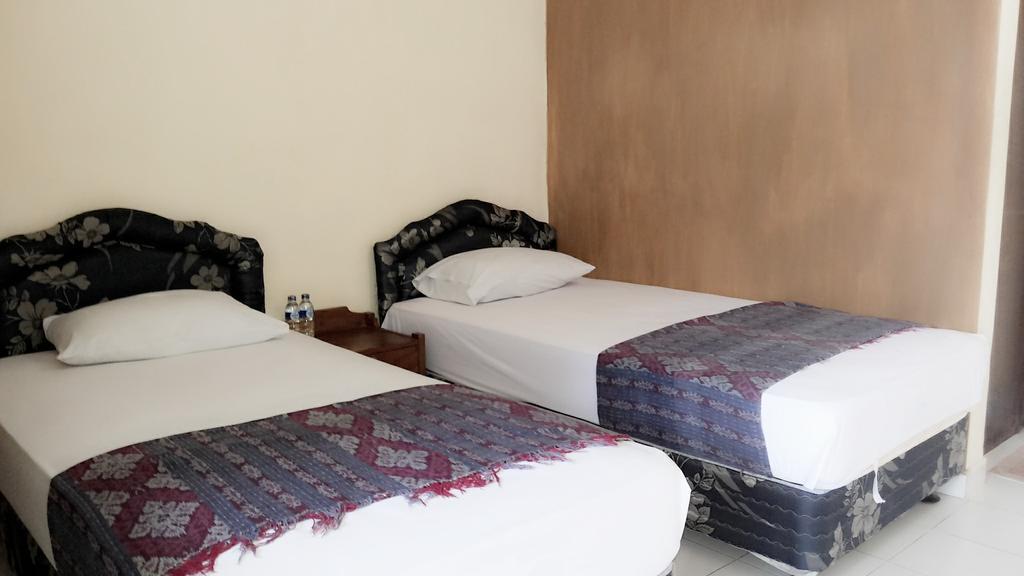 Mustika Inn Кута Экстерьер фото