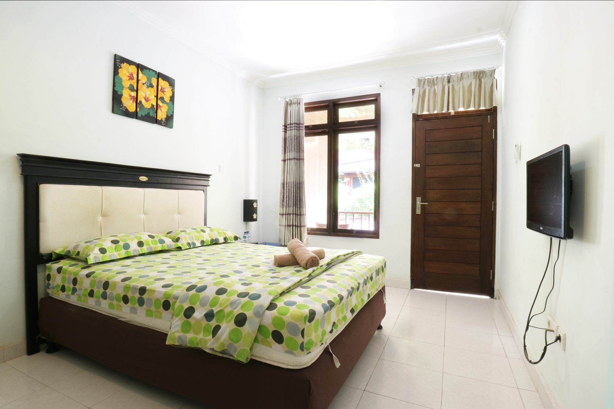 Mustika Inn Кута Экстерьер фото
